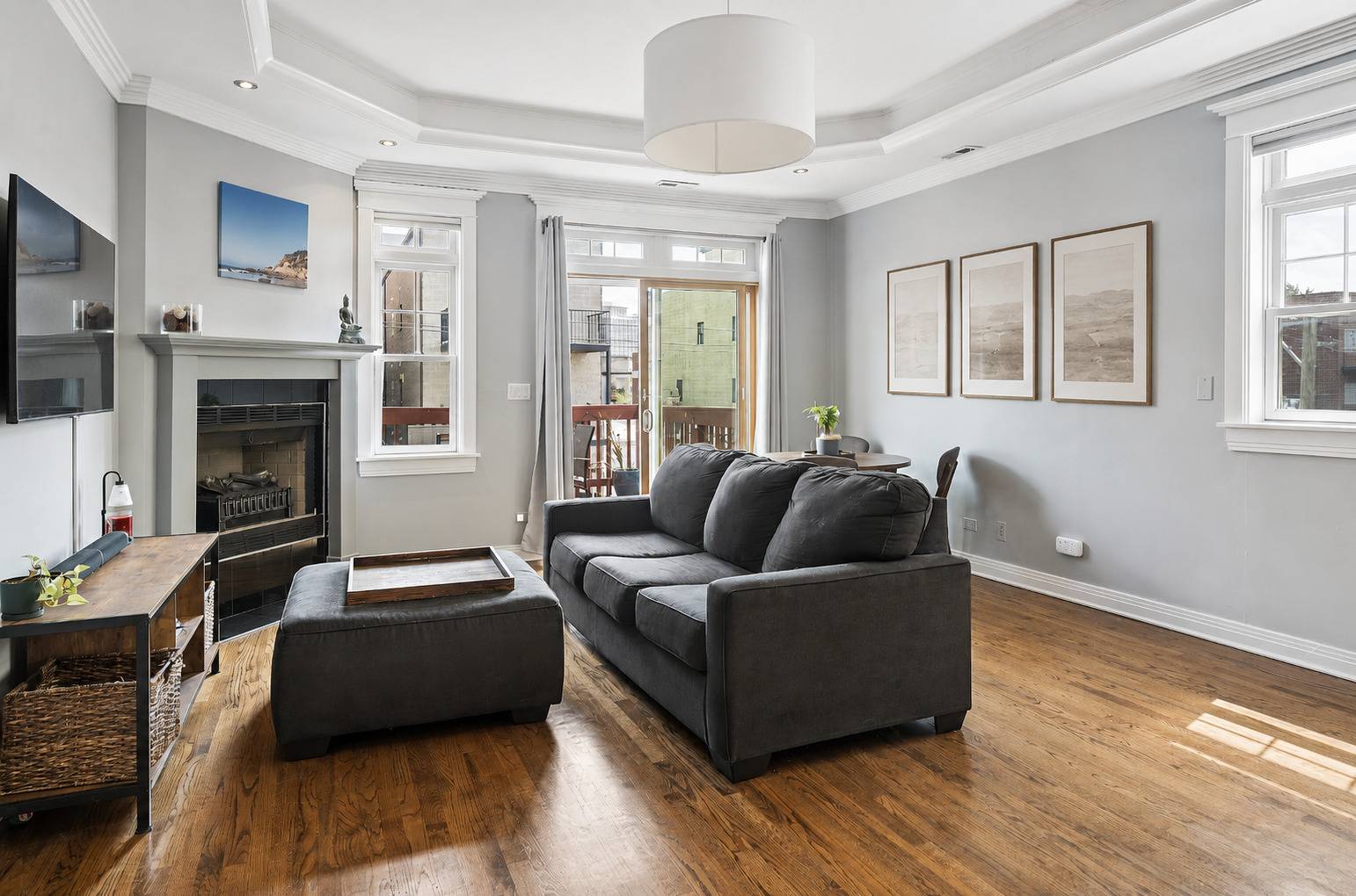 3755 N Wilton AVE #3SE, Chicago, IL 60613