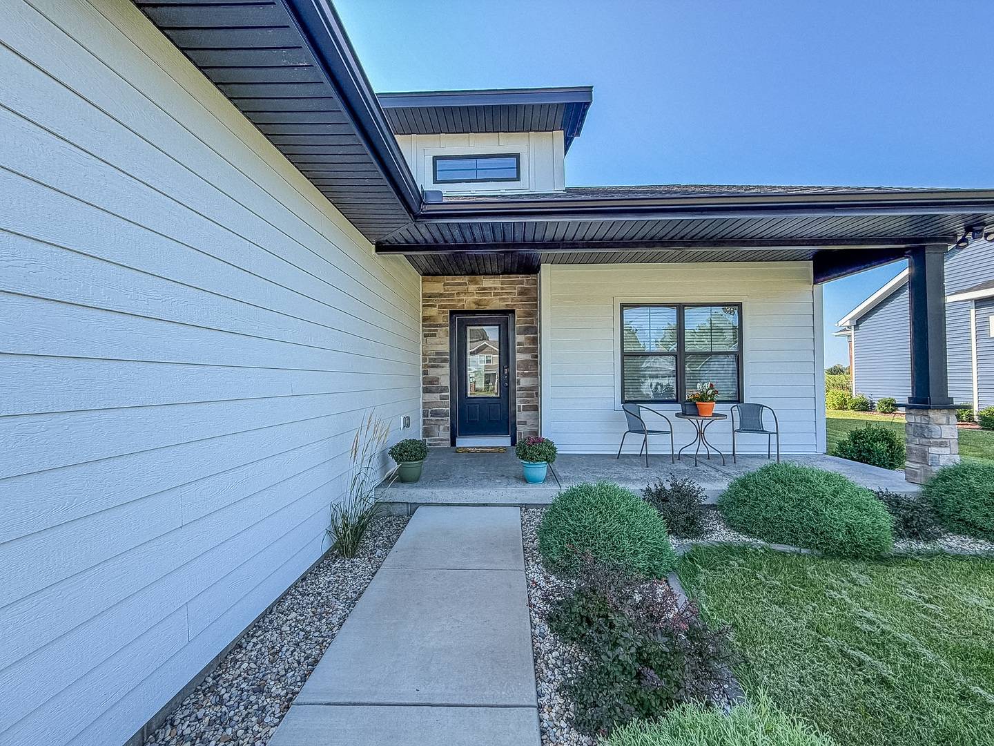 2713 E Stone Creek BLVD, Urbana, IL 61802