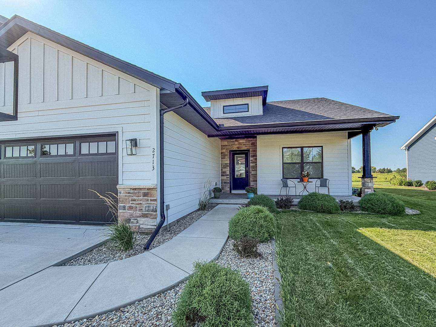 2713 E Stone Creek BLVD, Urbana, IL 61802