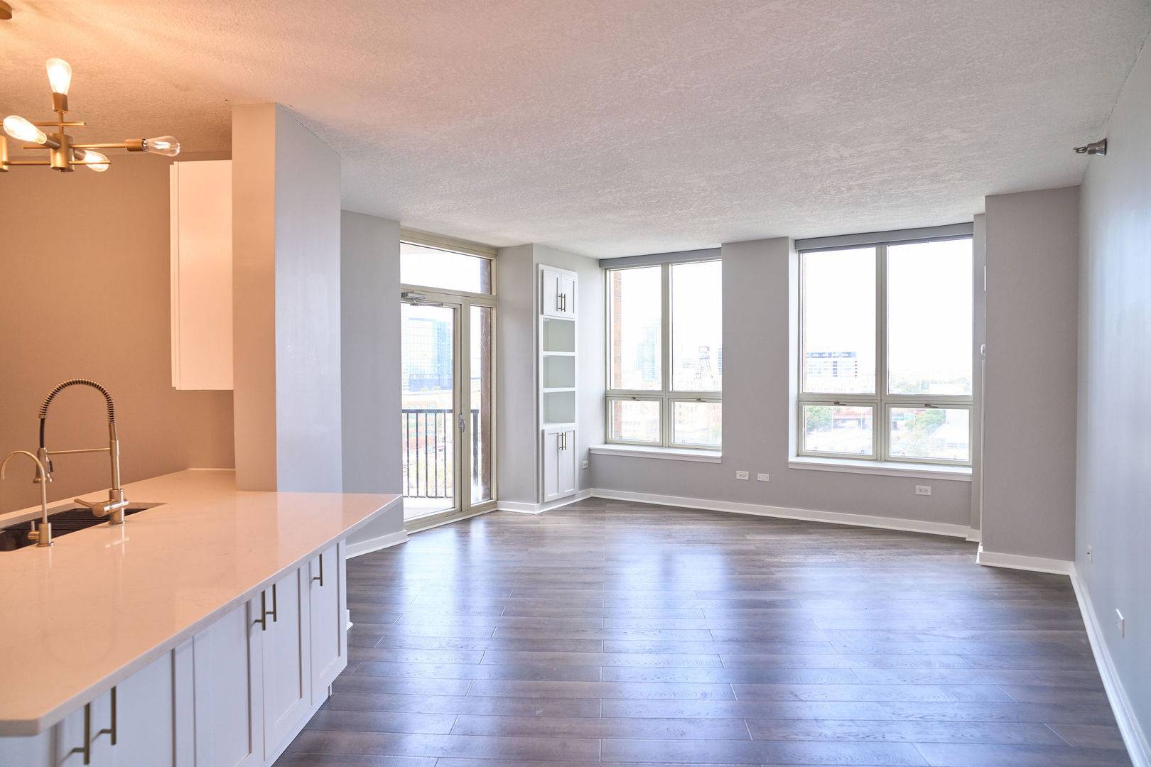 600 N Kingsbury ST #1110, Chicago, IL 60654