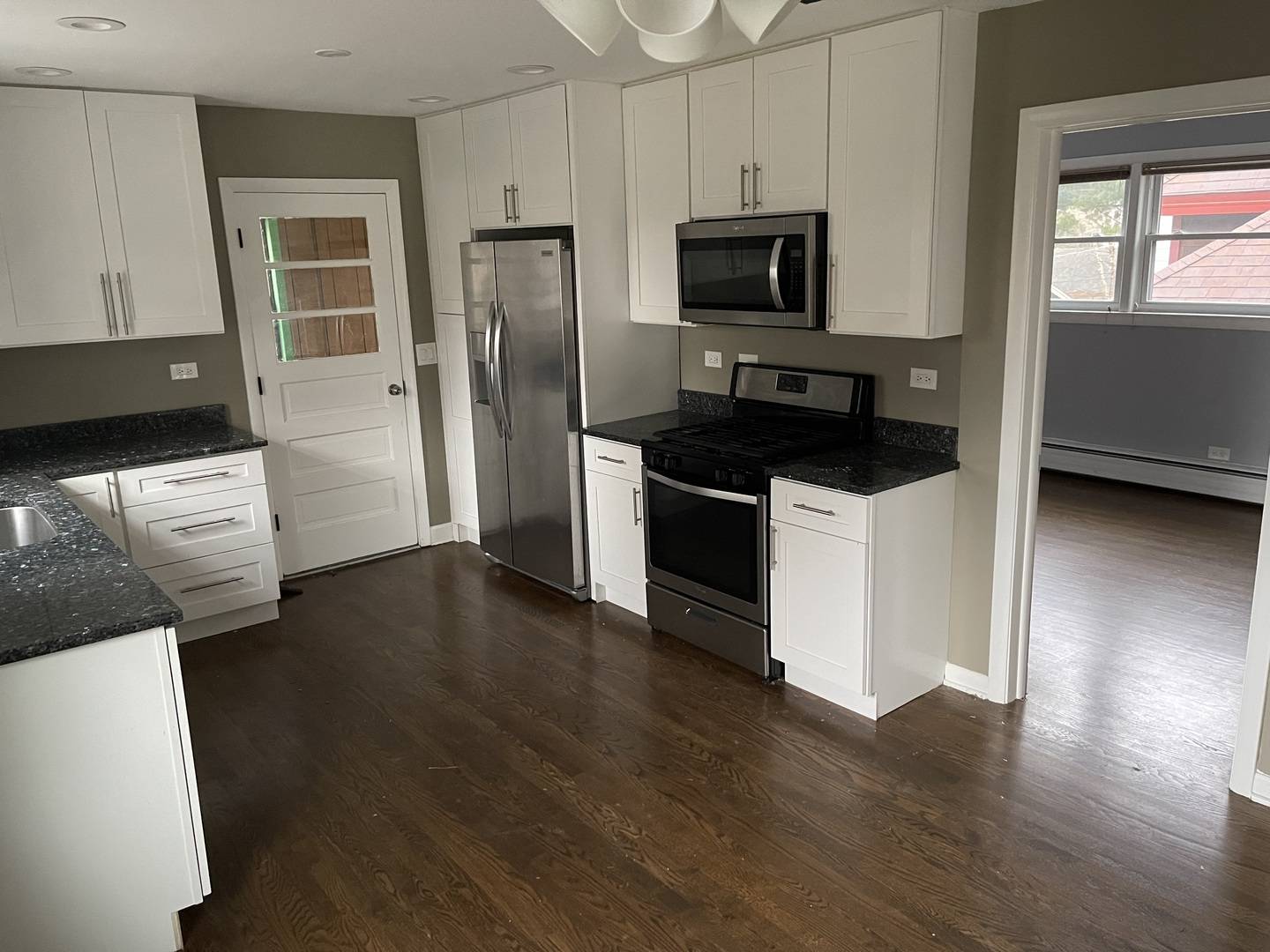 5259 N Leamington AVE #2, Chicago, IL 60630
