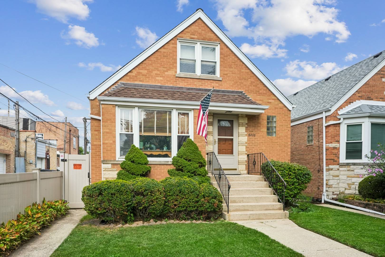 6228 W Huntington ST, Chicago, IL 60646
