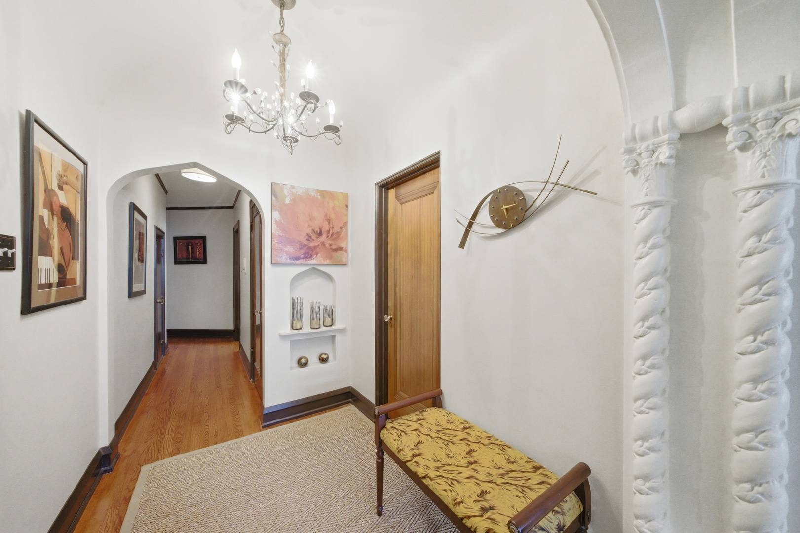 408 S Austin BLVD #2N, Oak Park, IL 60304