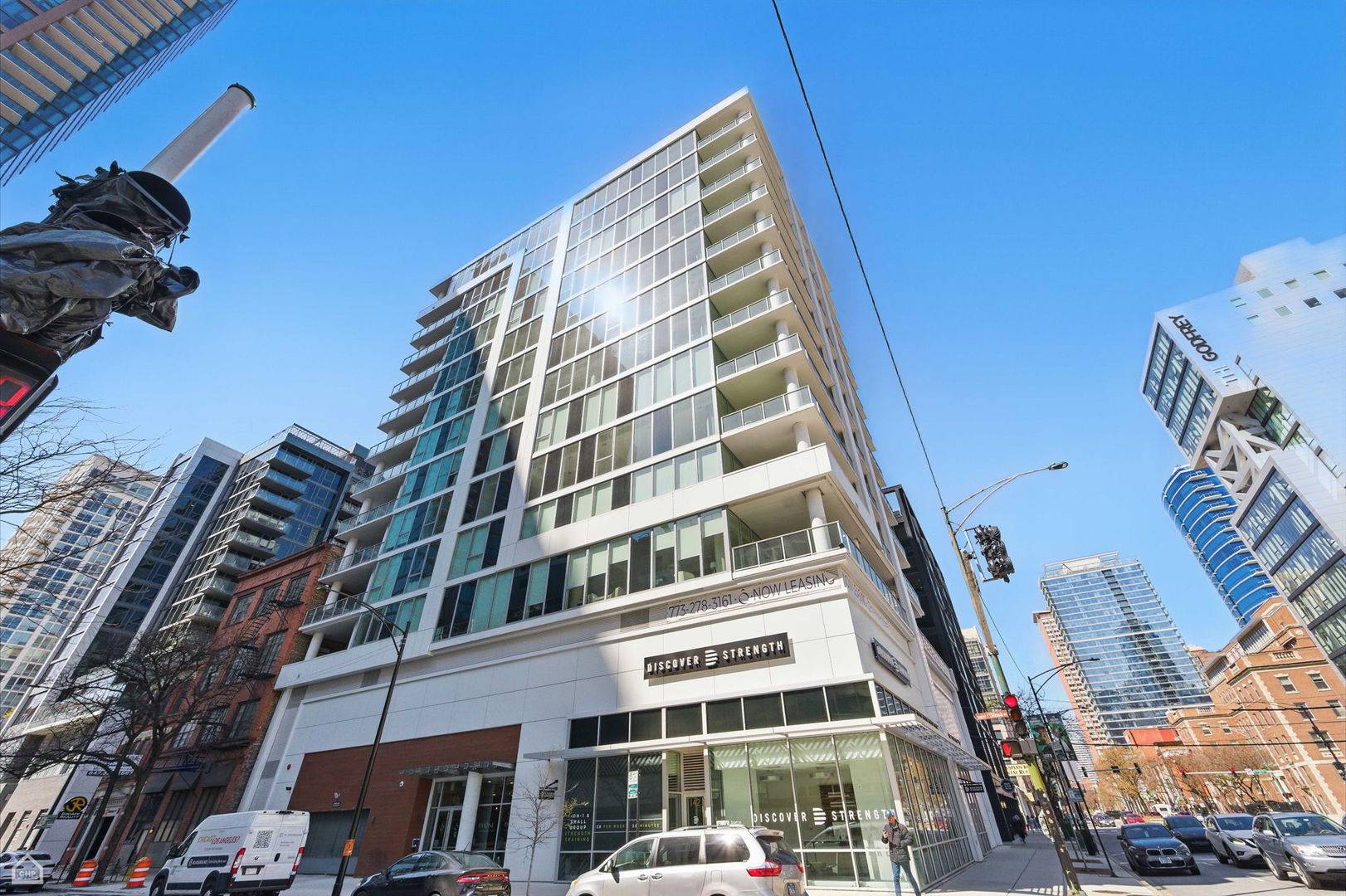146 W Erie ST #703, Chicago, IL 60654
