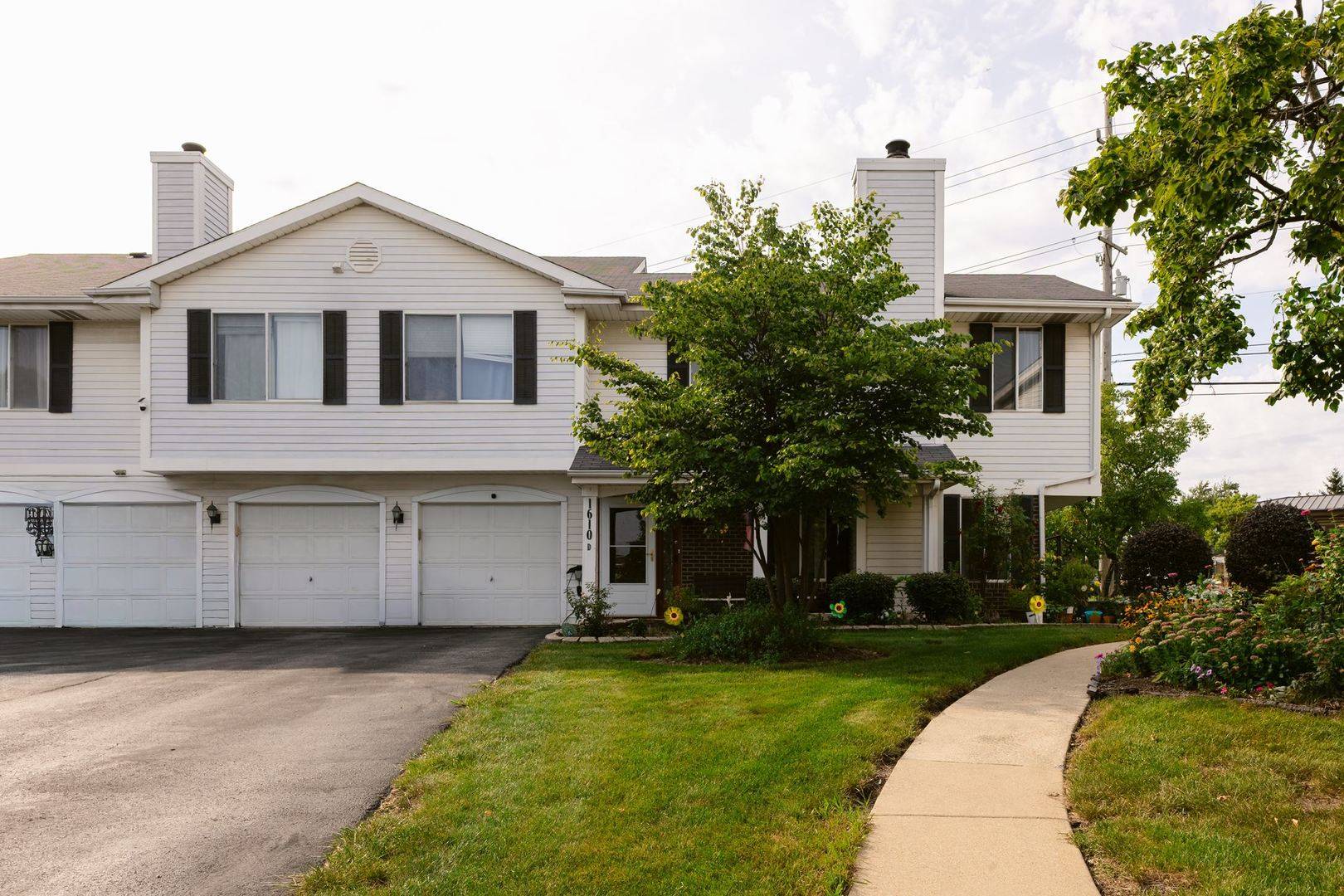 1610 Durham CT #D, Darien, IL 60561