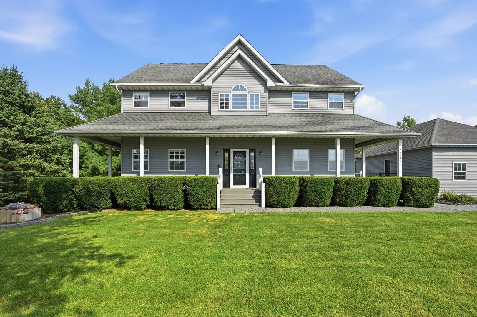 29725 S Yates AVE, Beecher, IL 60401