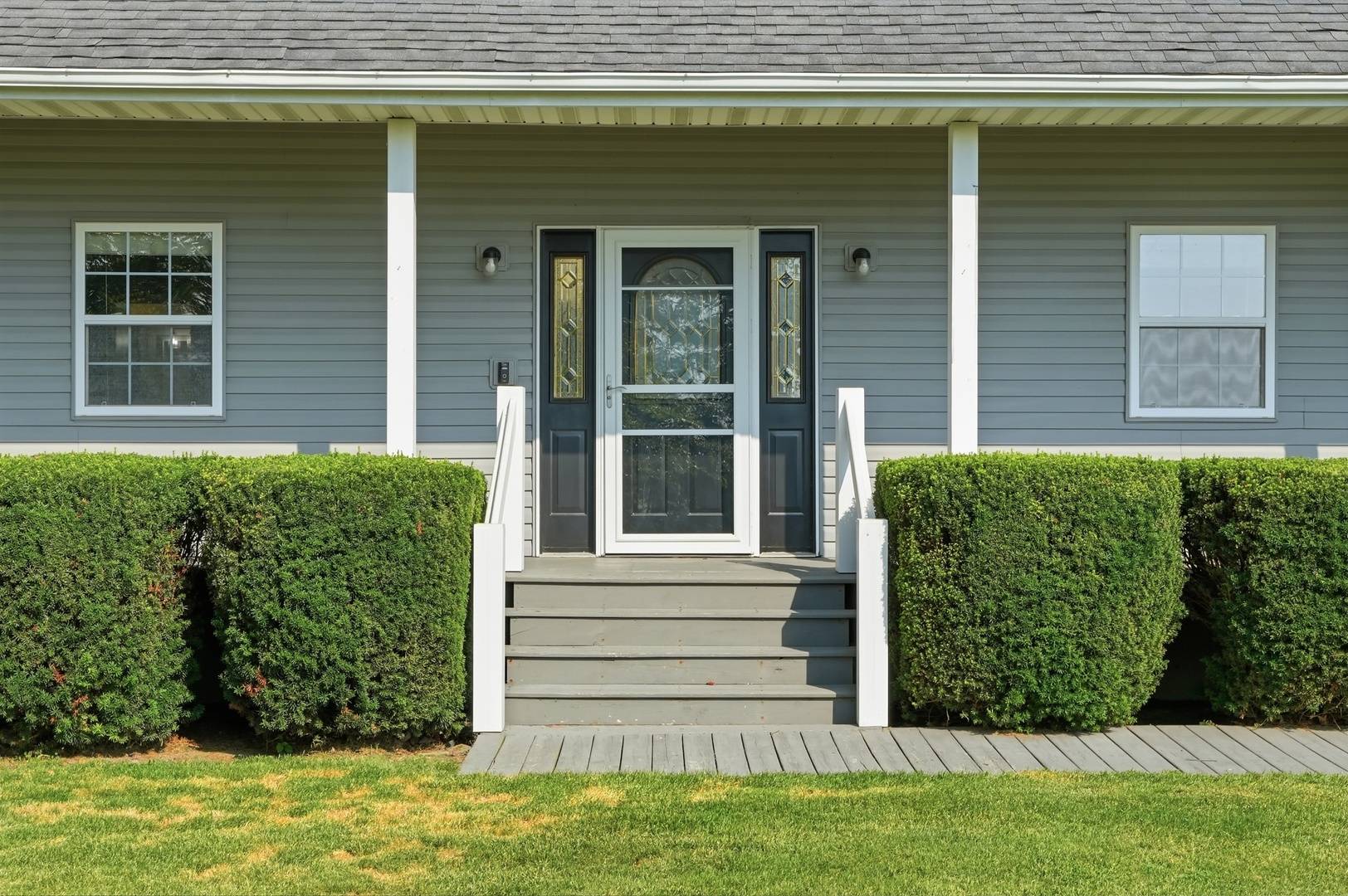 29725 S Yates AVE, Beecher, IL 60401