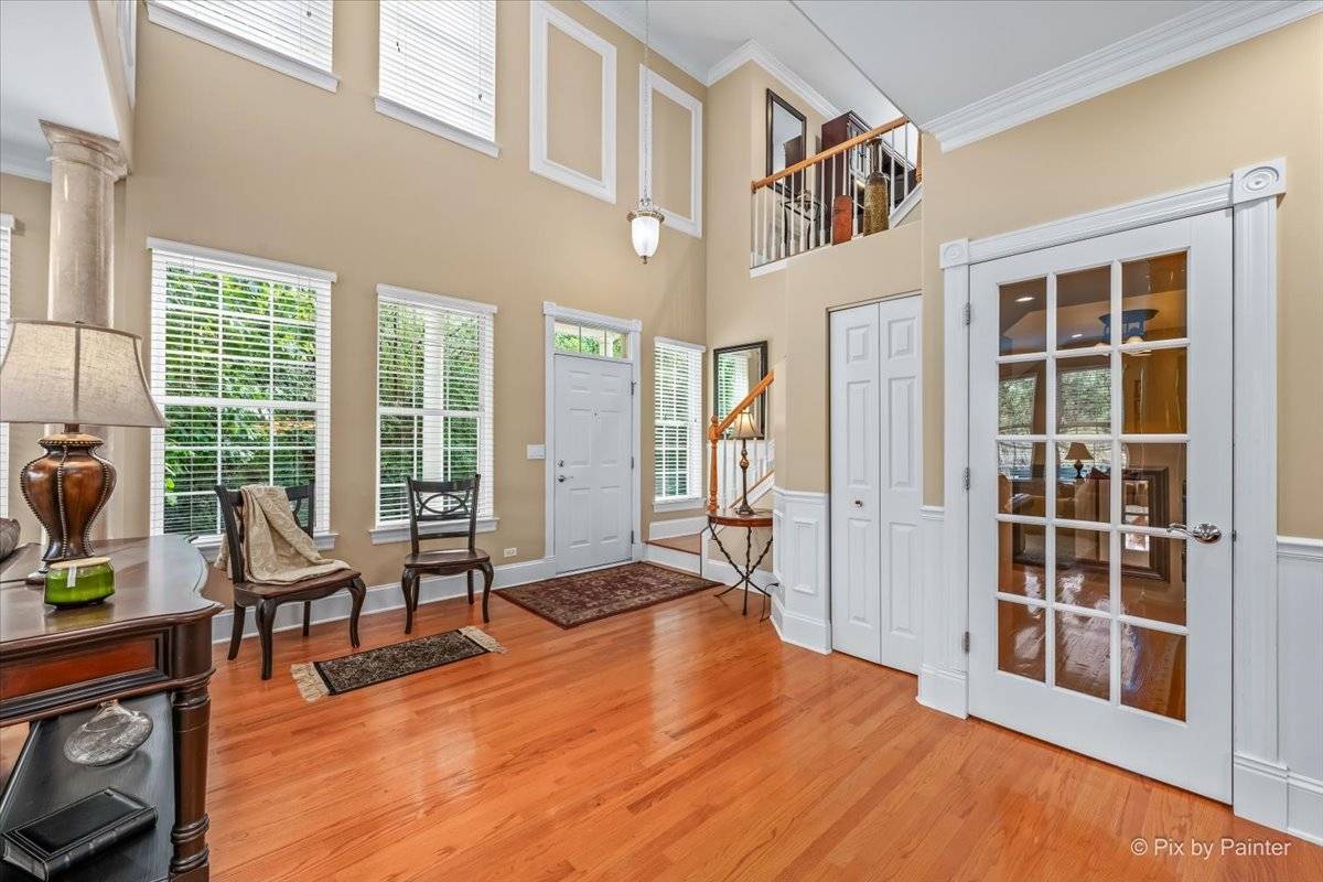 131 Katrina LN, Algonquin, IL 60102