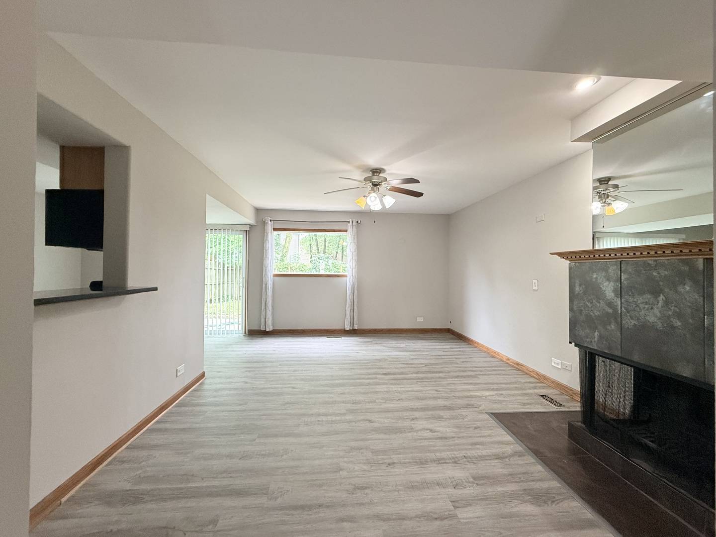 229 JUNIPER DR #229, Bolingbrook, IL 60440