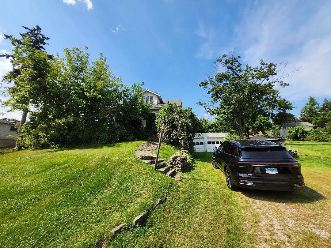 4816 Francisco AVE, Downers Grove, IL 60515