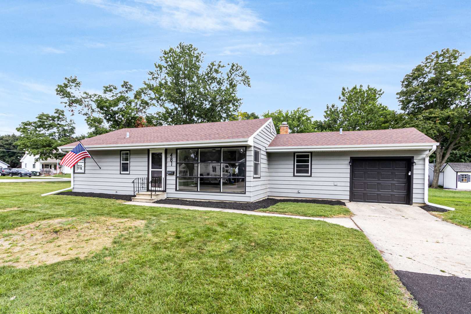 481 W 5th ST, Sandwich, IL 60548