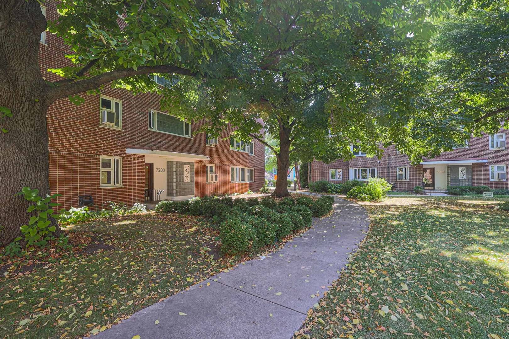 7200 W OAK AVE #3NE, River Forest, IL 60305