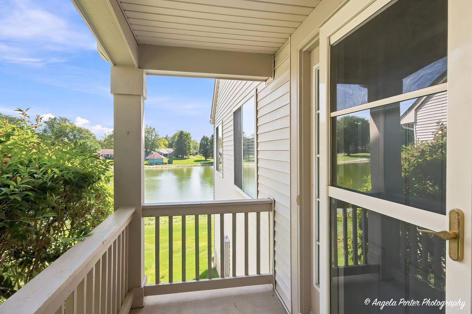 1229 E OAKWOOD DR #7-1, Fox Lake, IL 60020