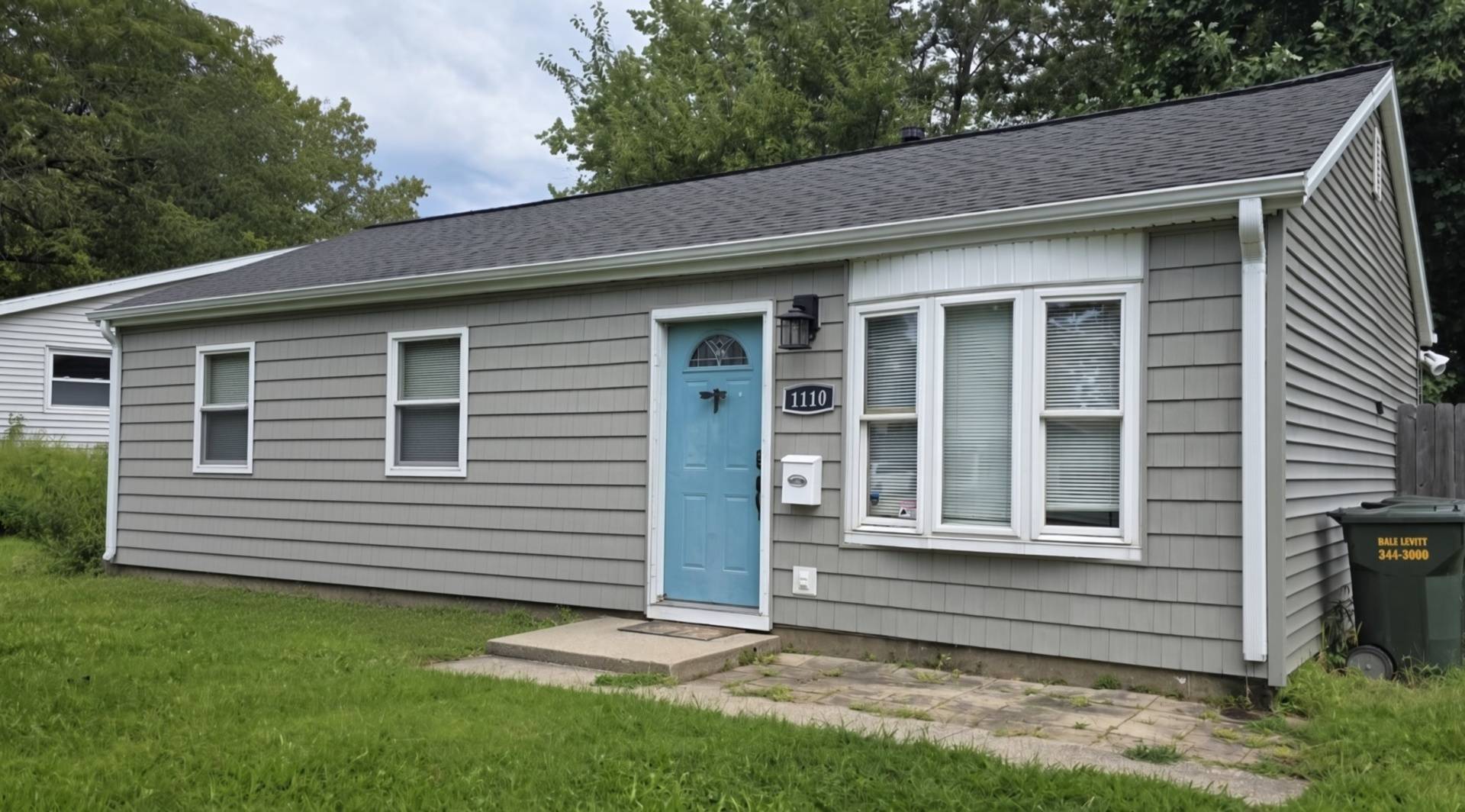 1110 Rainbow VW, Urbana, IL 61802