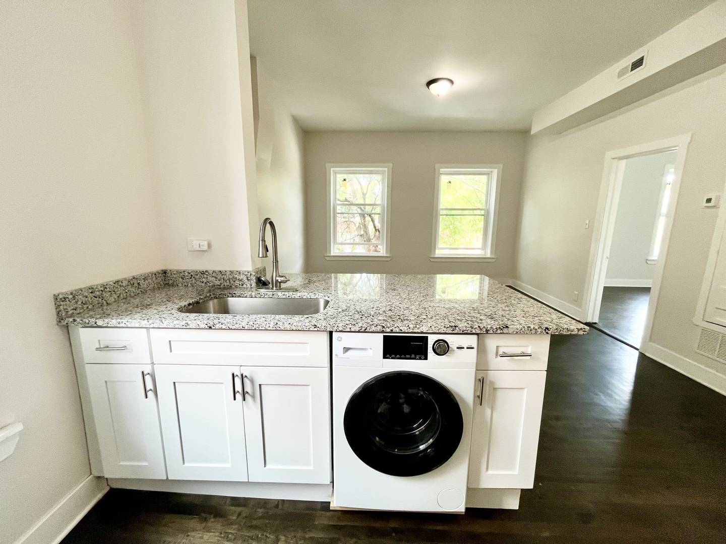 4302 S Fairfield AVE #4, Chicago, IL 60632