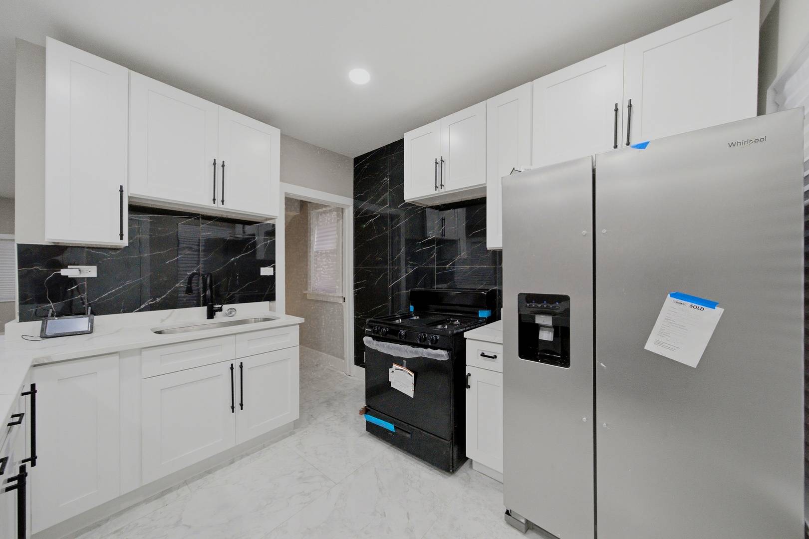122 N Long AVE, Chicago, IL 60644