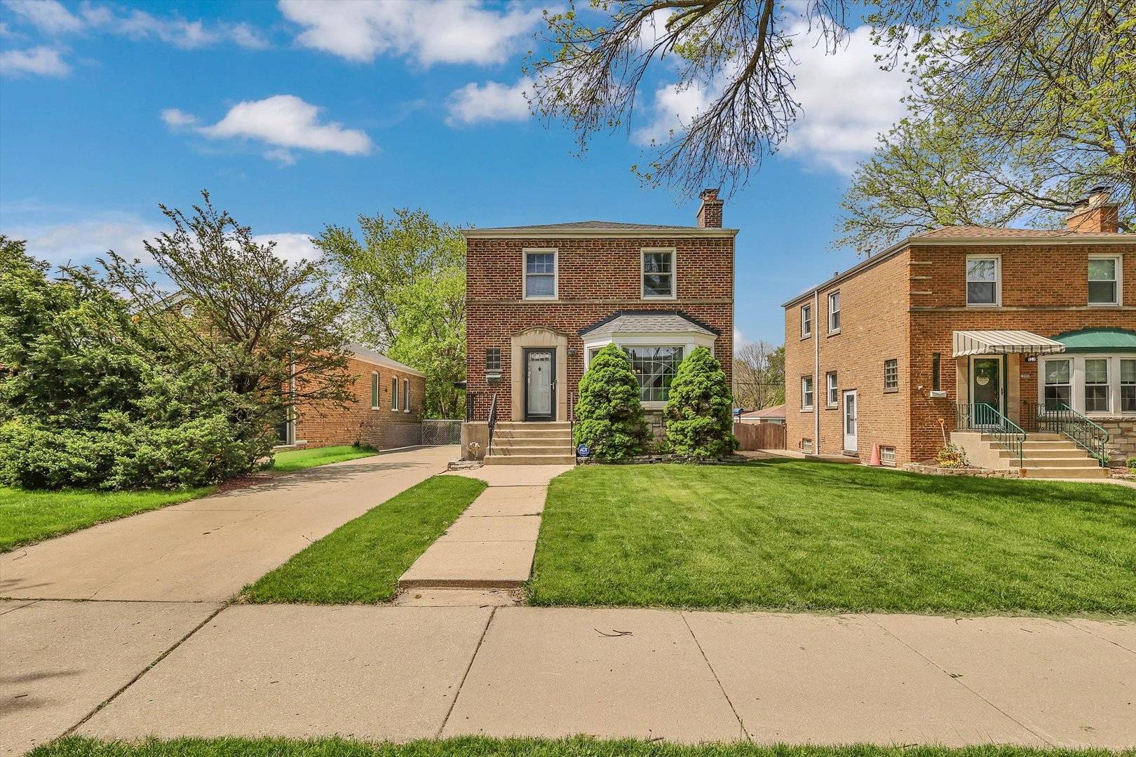 10006 S Artesian AVE, Chicago, IL 60655