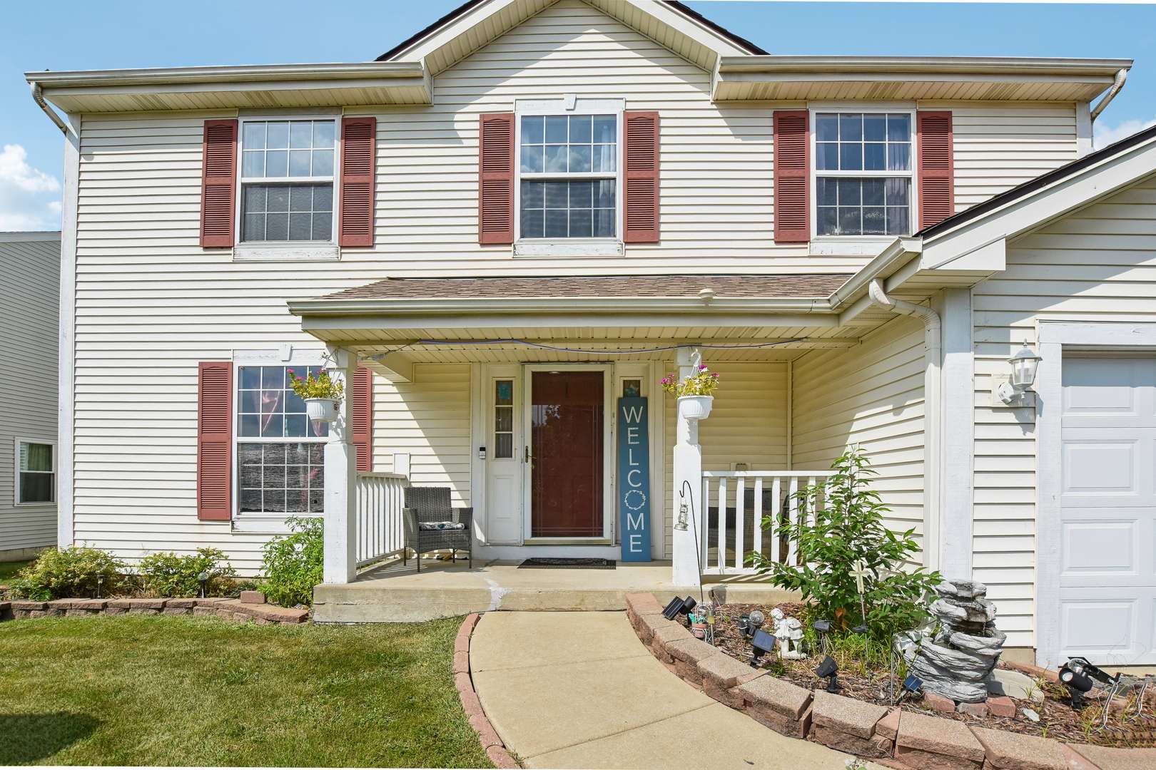 5645 Savoy DR, Lake In The Hills, IL 60156