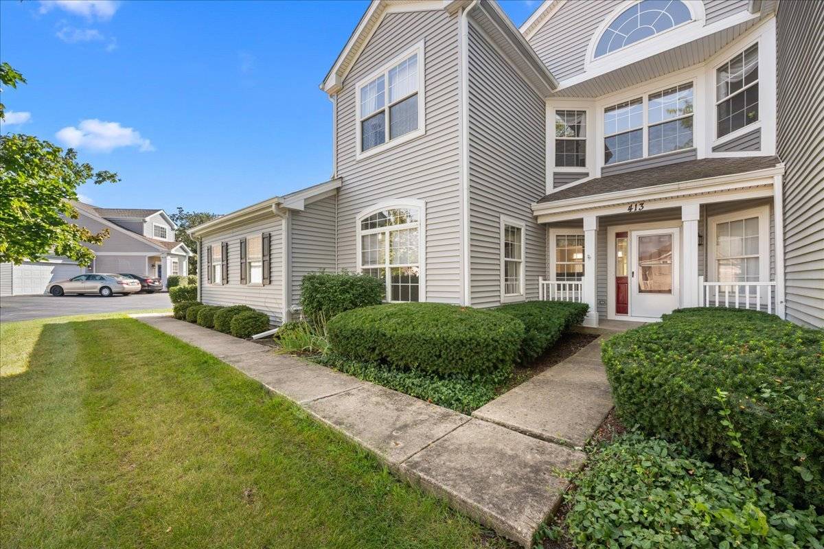 413 Cascade LN #413, Oswego, IL 60543