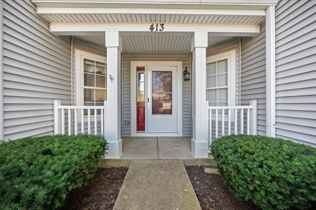 413 Cascade LN #413, Oswego, IL 60543