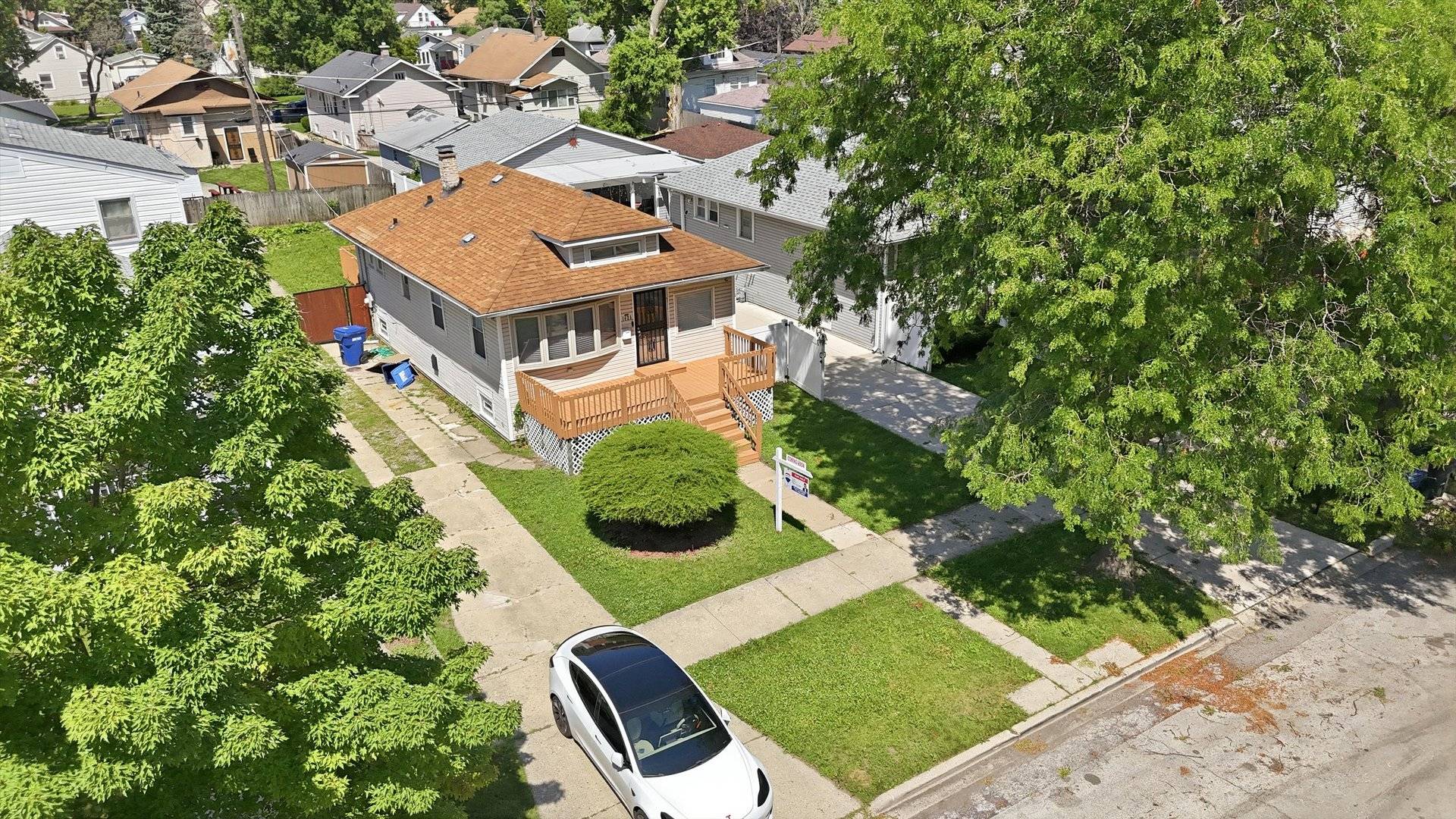 1426 S 18th AVE, Maywood, IL 60153