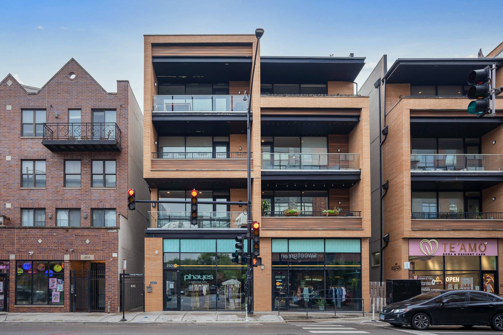 2503 N Milwaukee AVE #3N, Chicago, IL 60647