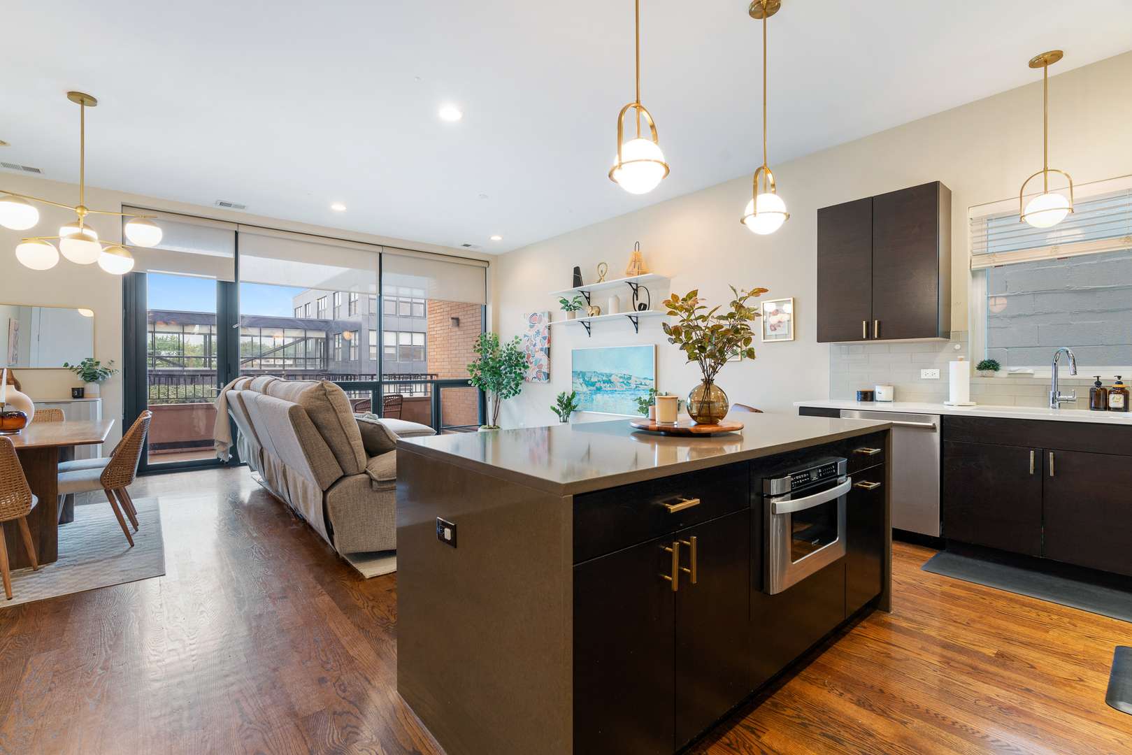 2503 N Milwaukee AVE #3N, Chicago, IL 60647