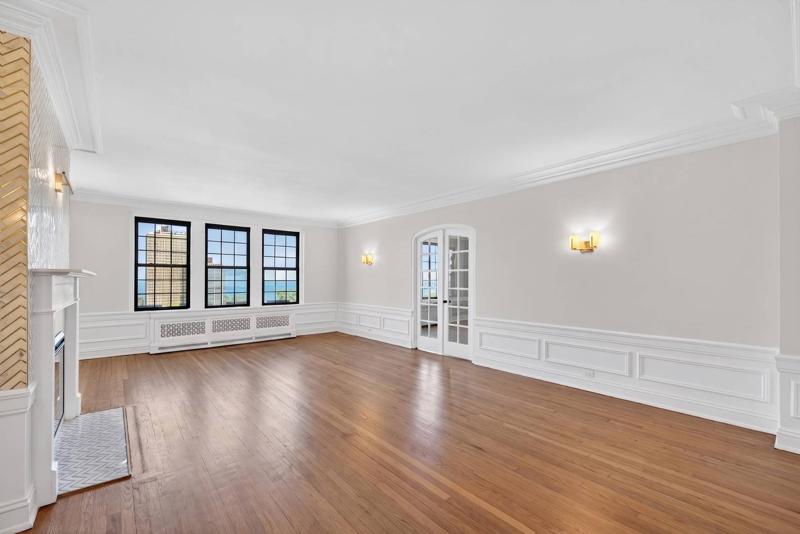 6901 S Oglesby AVE #10A, Chicago, IL 60649