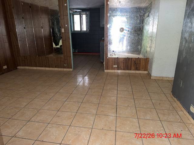 9126 S Buffalo AVE #1F, Chicago, IL 60617