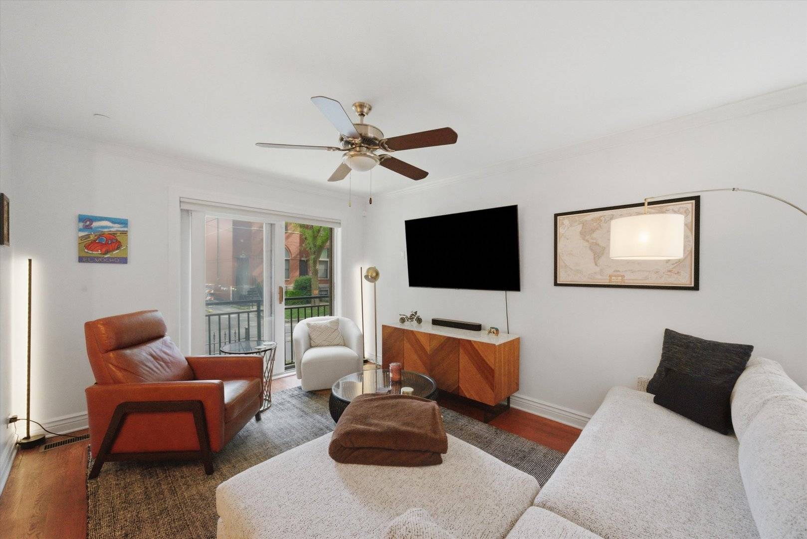 2013 W Crystal ST #1F, Chicago, IL 60622