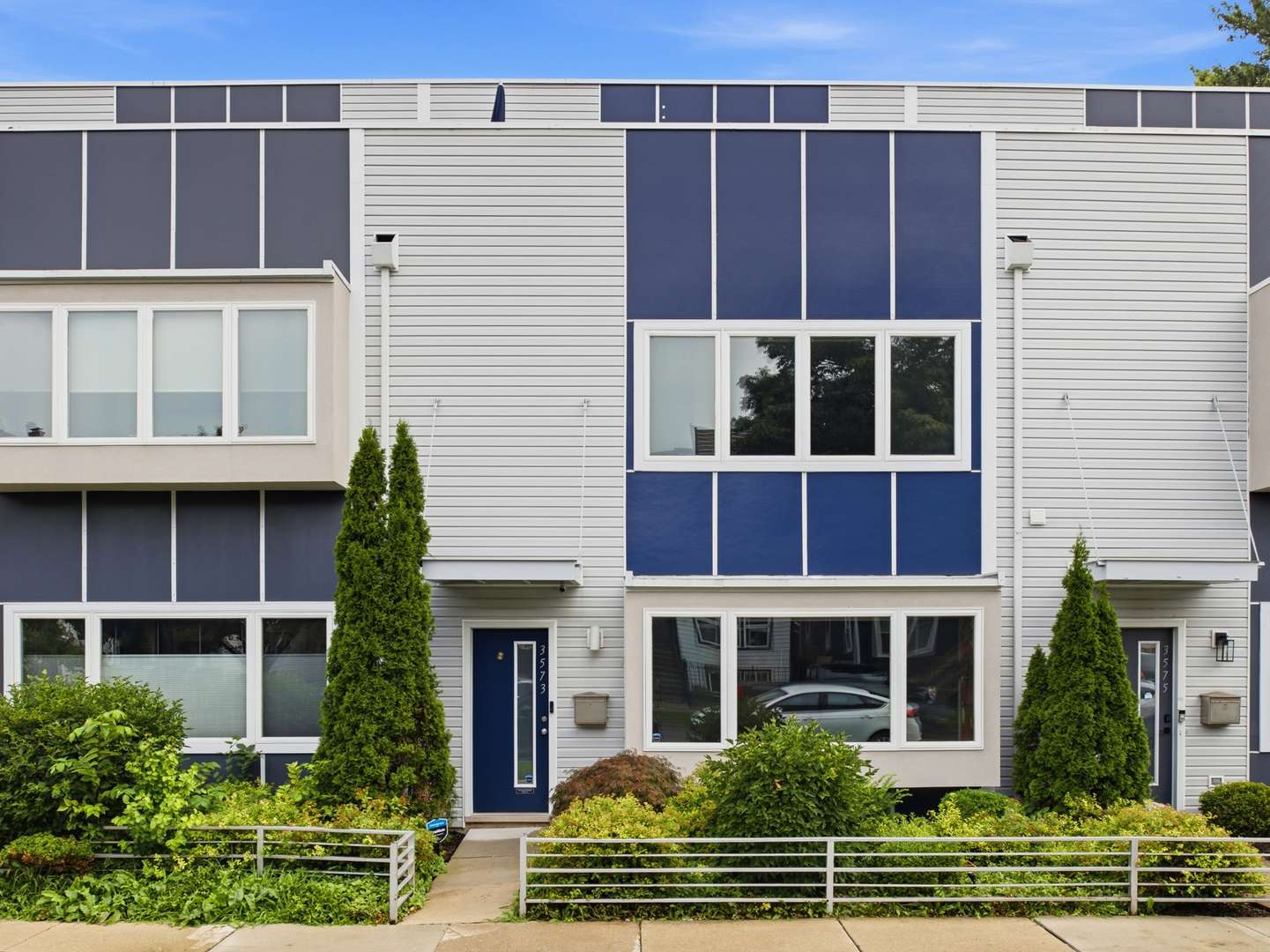 3573 W Wabansia AVE, Chicago, IL 60647