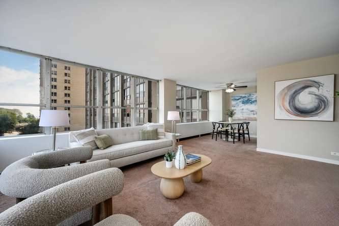 655 W Irving Park RD #410, Chicago, IL 60613