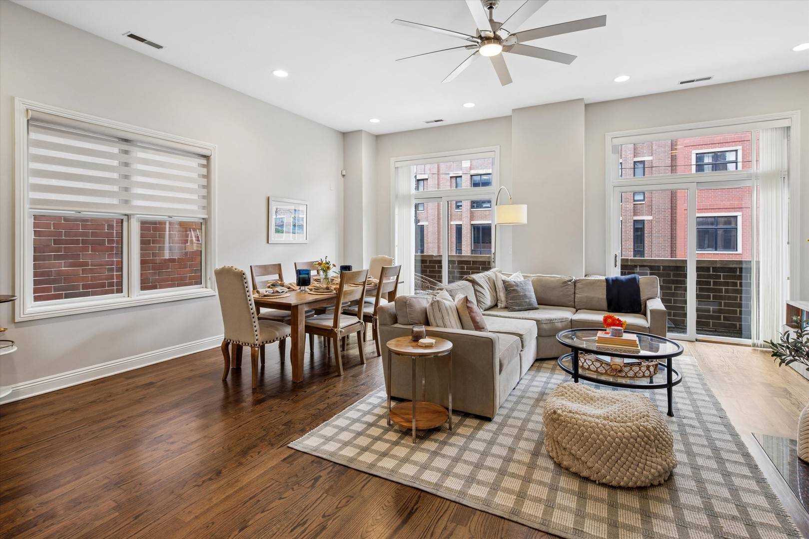 2240 W North AVE #2E, Chicago, IL 60647