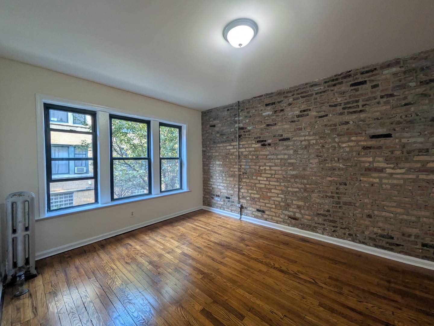 2332 N Spaulding AVE #1A, Chicago, IL 60647