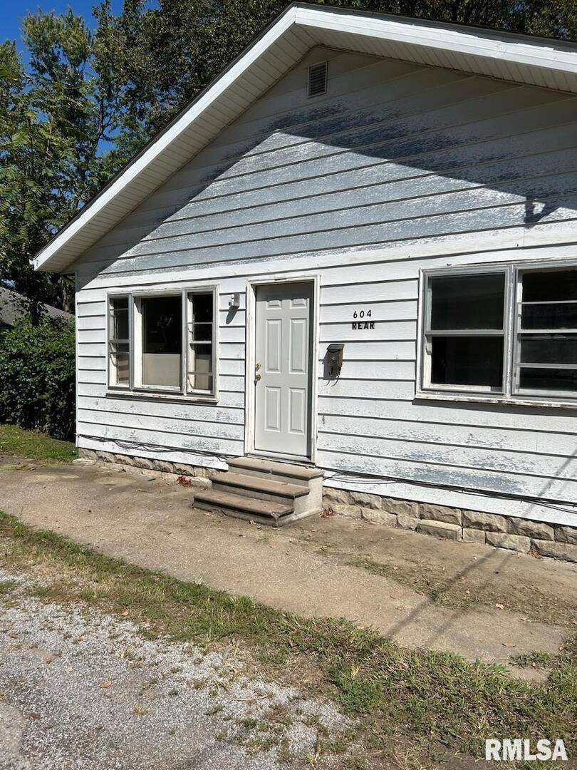 604 N 9TH ST, Murphysboro, IL 62966