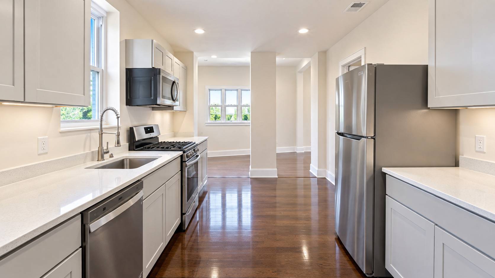 2169 N Milwaukee AVE #3, Chicago, IL 60647