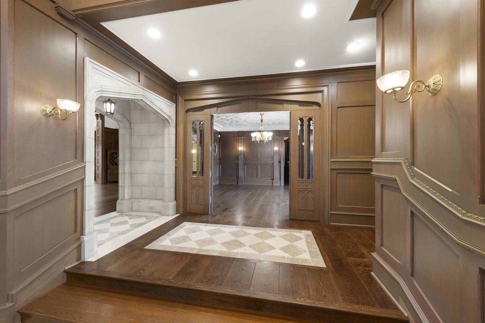24w141 Hobson RD, Naperville, IL 60540
