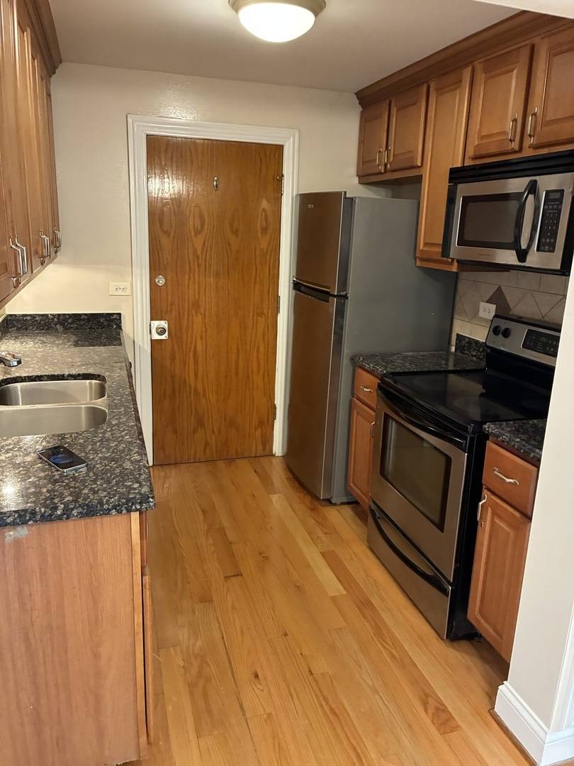 5043 N East River RD #1A, Norridge, IL 60706