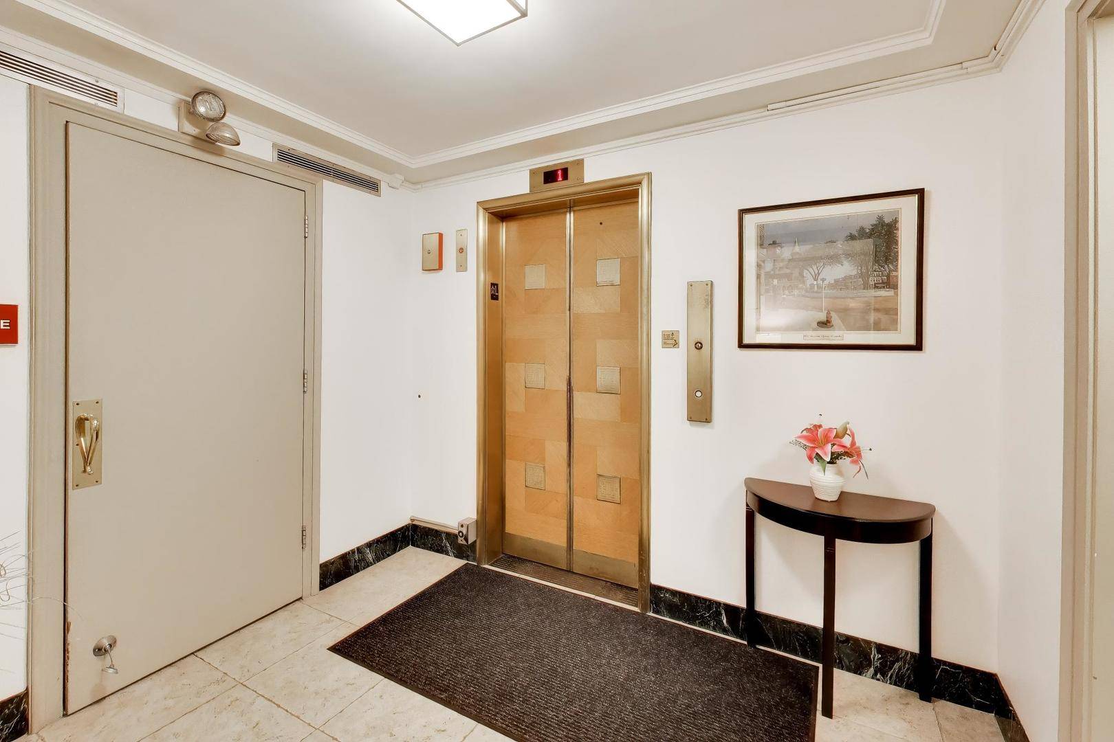 1585 Ridge AVE #505, Evanston, IL 60201