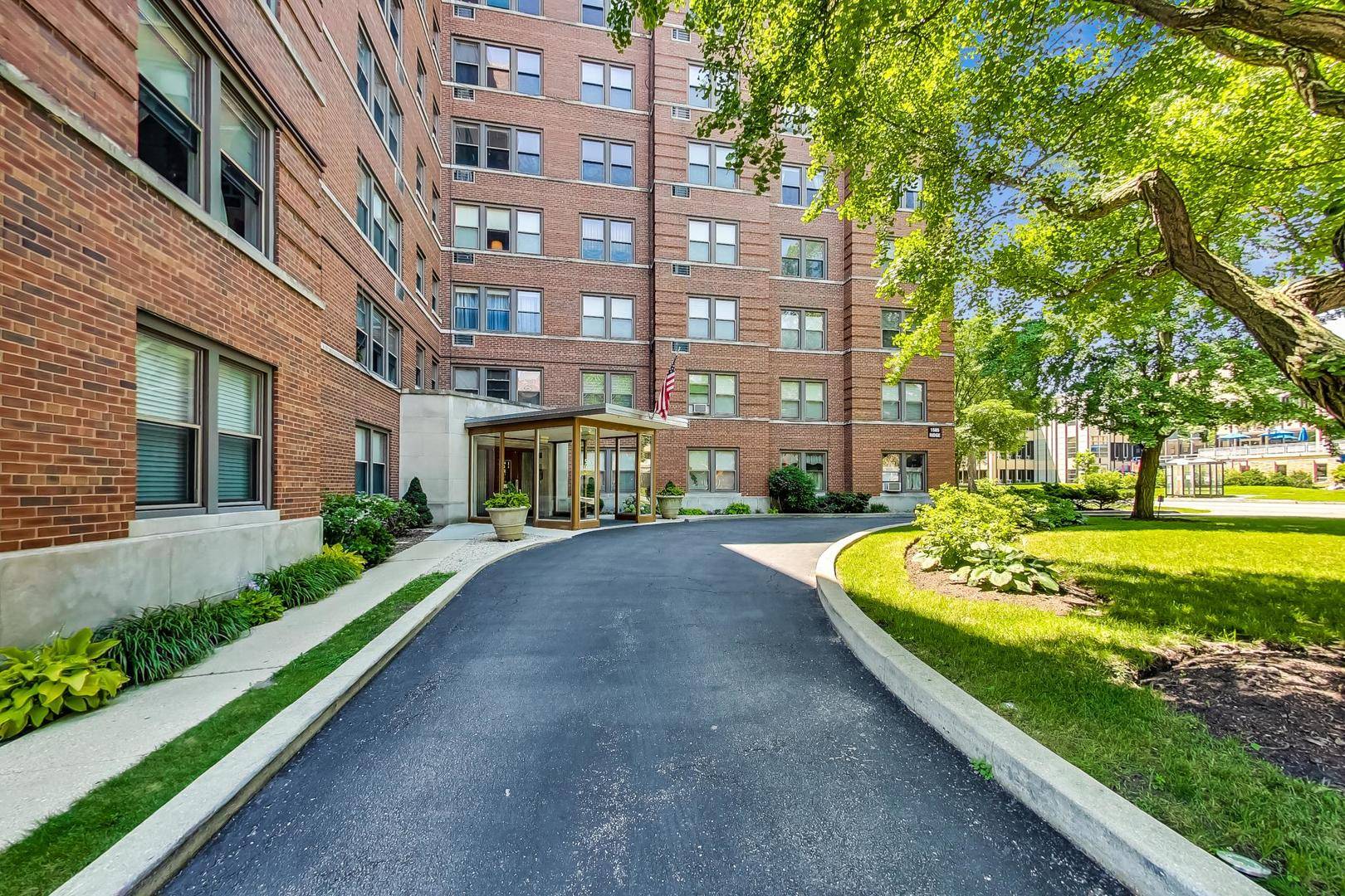 1585 Ridge AVE #505, Evanston, IL 60201