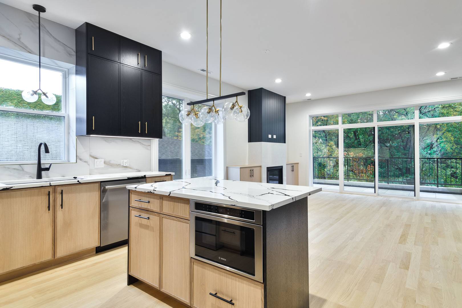 5446 S Kimbark AVE #2, Chicago, IL 60615