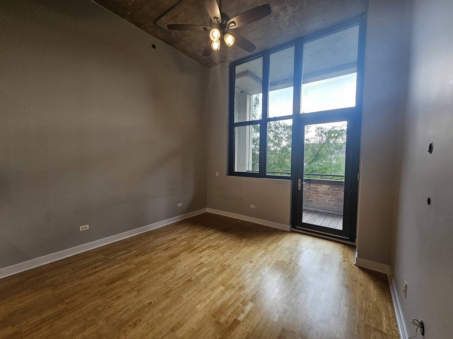 320 E 21st ST #208, Chicago, IL 60616