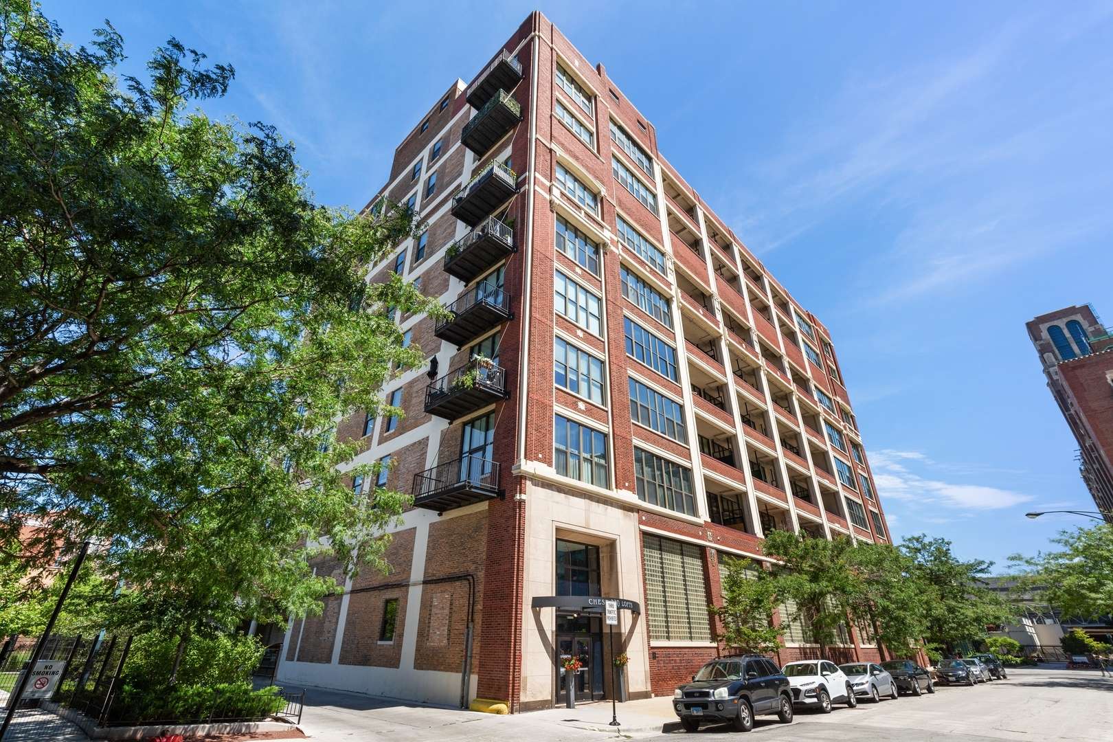320 E 21st ST #208, Chicago, IL 60616