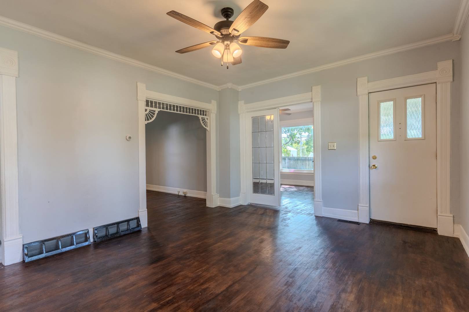 211 West ST, Monroe Center, IL 61052