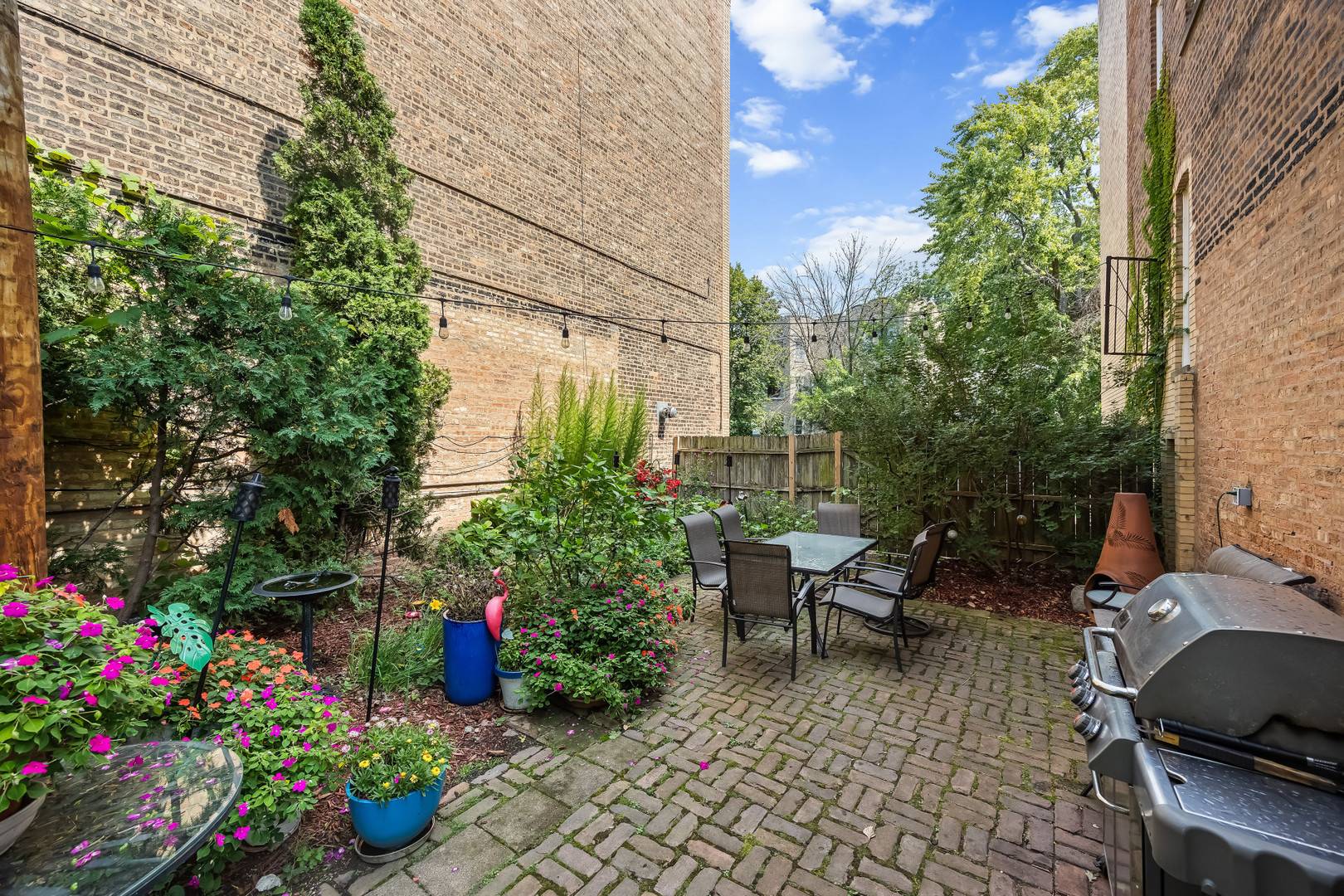 6142 N Hamilton AVE #2N, Chicago, IL 60659