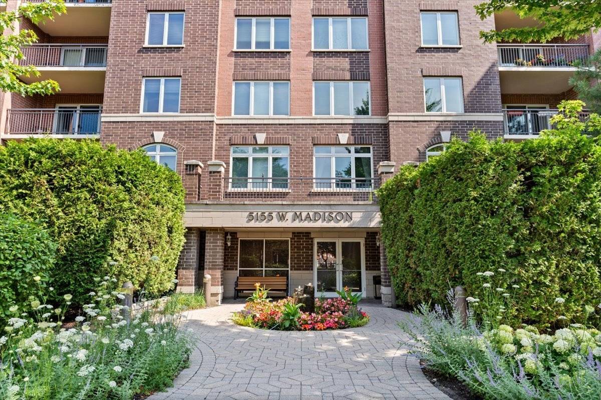 5155 MADISON ST #402, Skokie, IL 60077