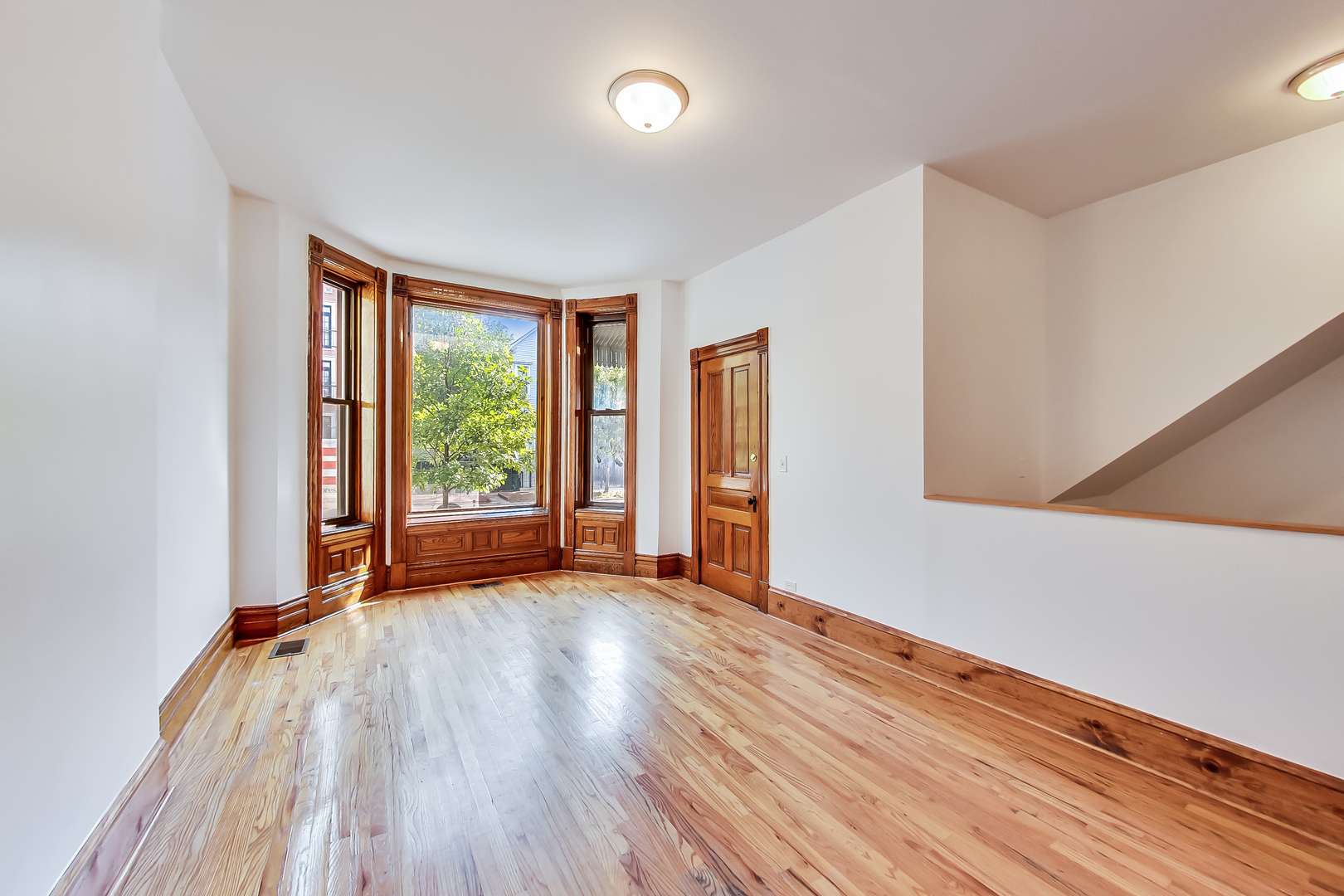 1138 W Addison ST #1, Chicago, IL 60613