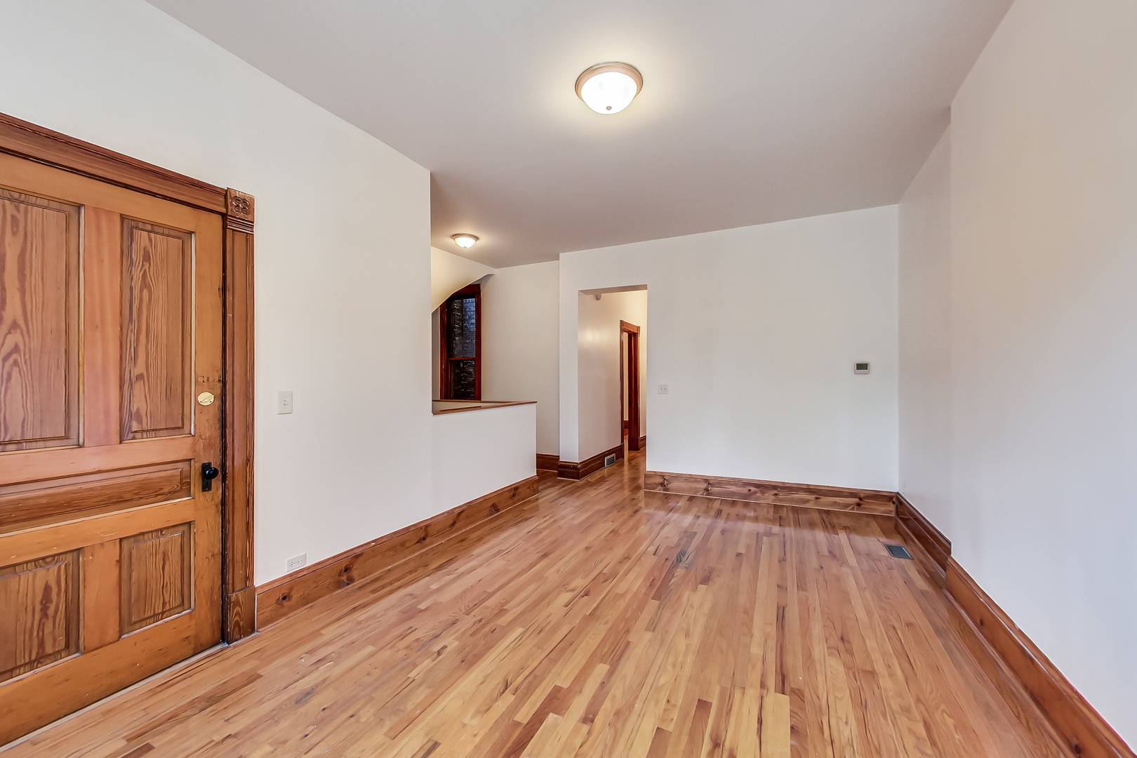 1138 W Addison ST #1, Chicago, IL 60613