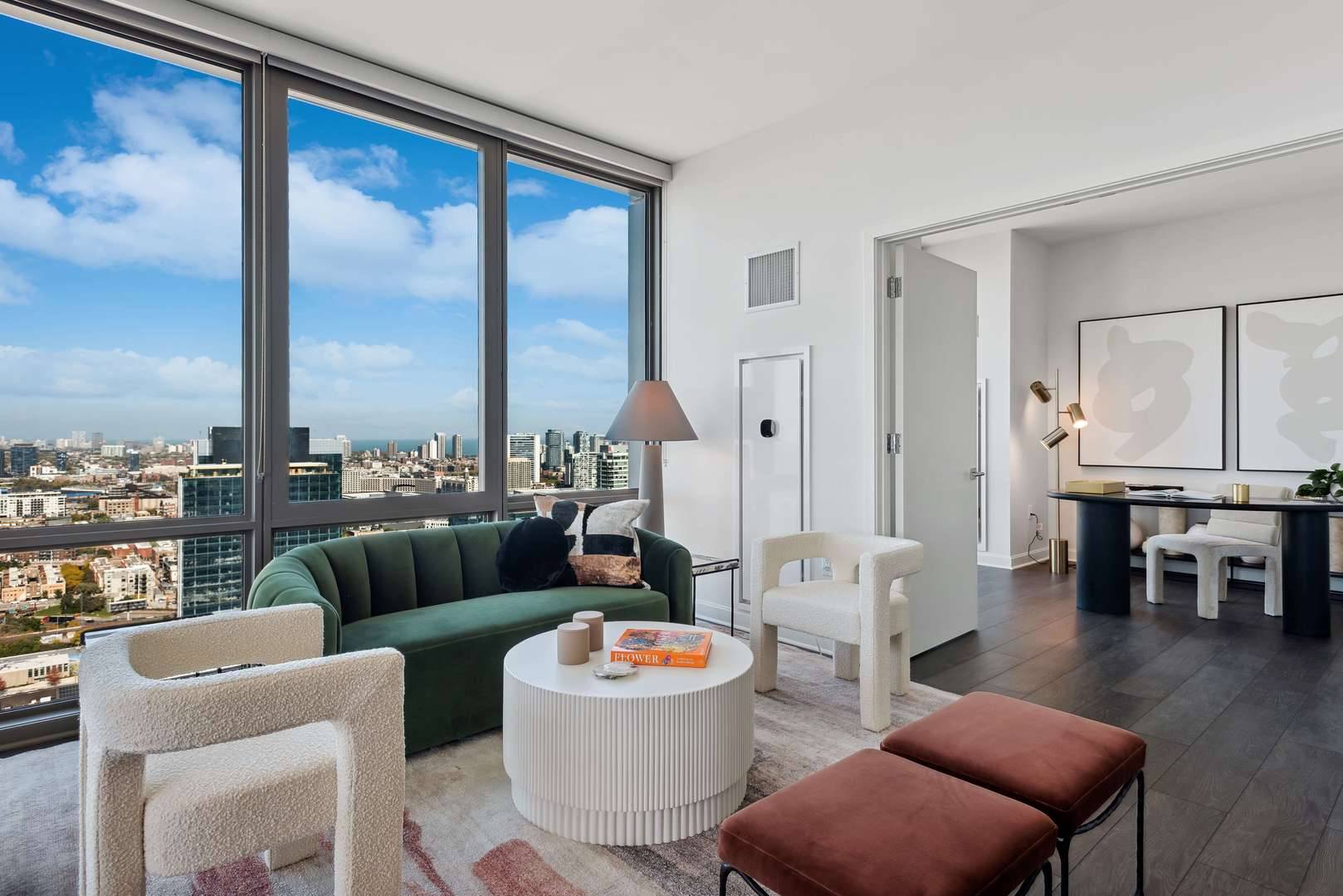 164 N Peoria ST #3802, Chicago, IL 60607