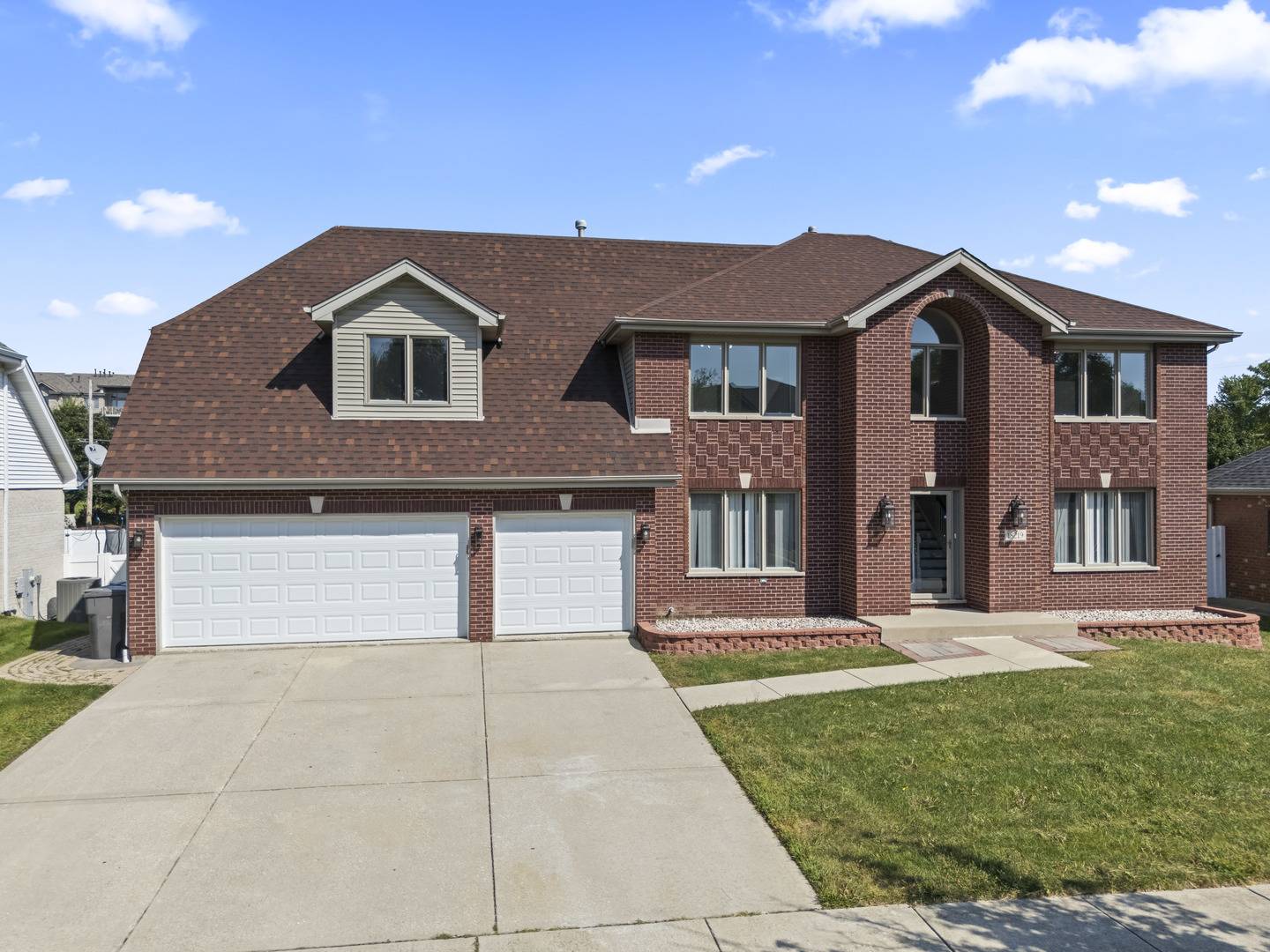 18219 Autumn Ridge DR, Orland Park, IL 60467